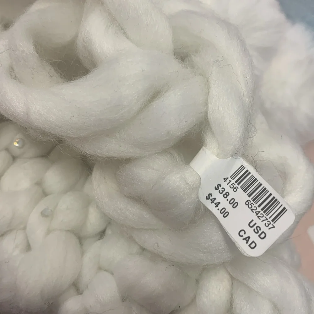 Anthropologie Chunky Knit Ear warmer white new wtag